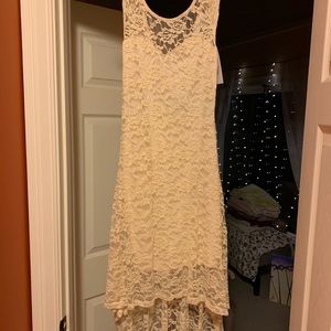 White lace hi low dress